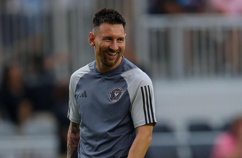 Messi reacts to Argentina thrashing Brazil 4-1 to Qualify to the World Cup